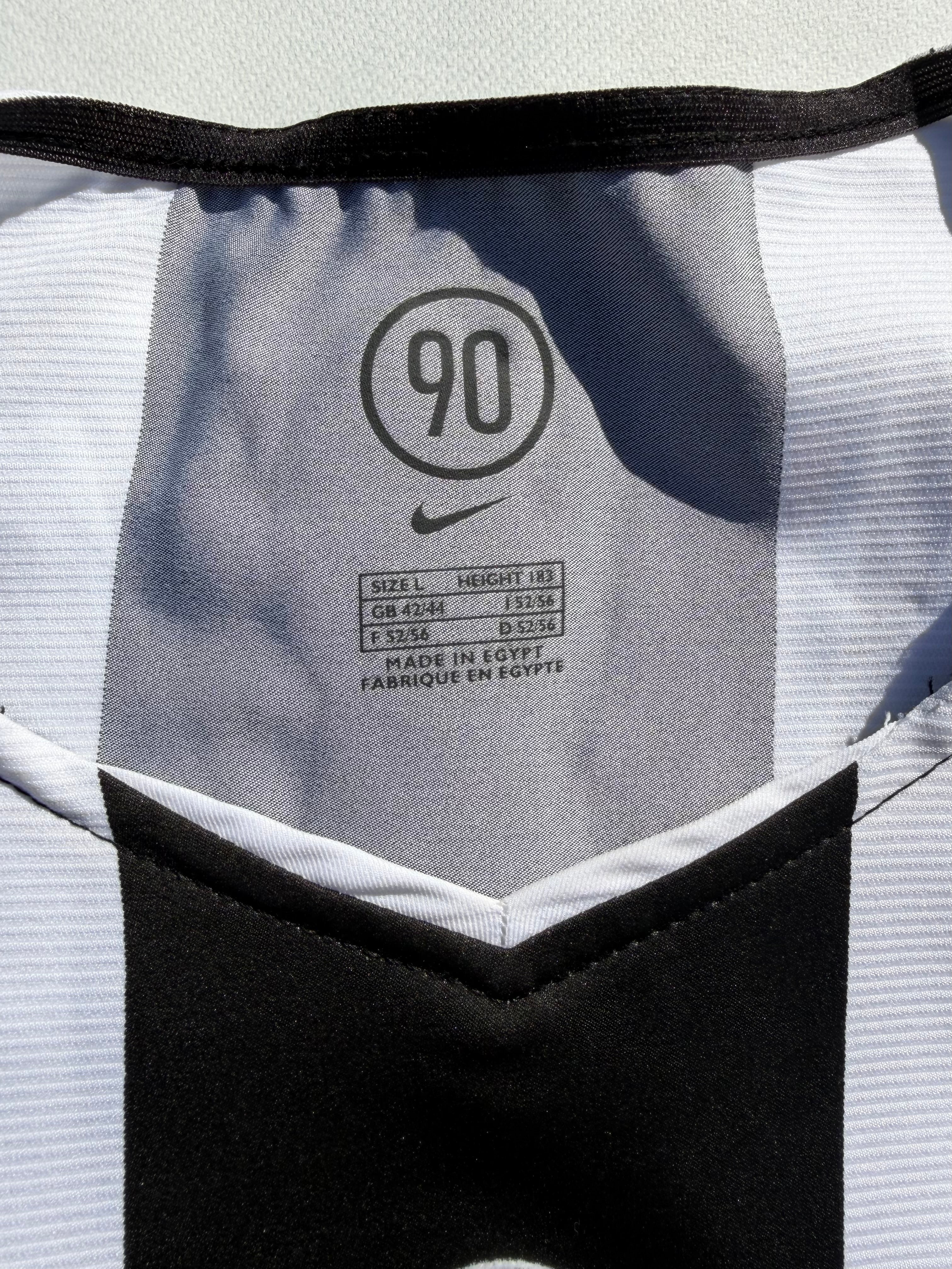 Juventus 2004 — Maillot Domicile | Thuram #21