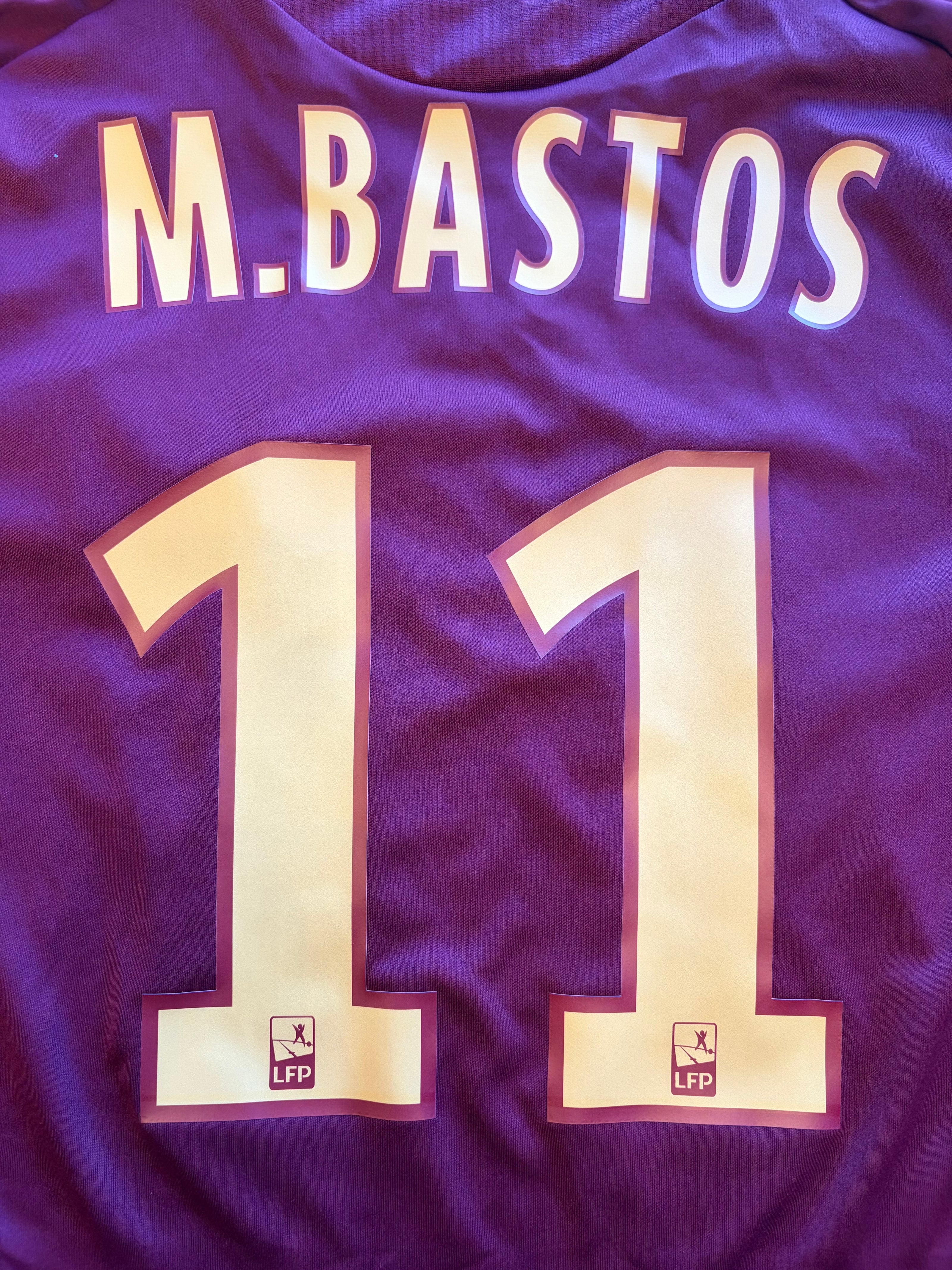 Lyon 2010/11 — Maillot Extérieur | M.Bastos #11