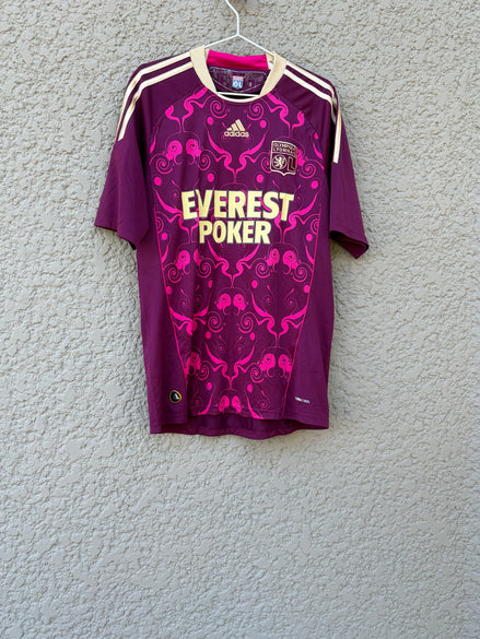 Lyon 2010/11 — Maillot Extérieur | M.Bastos #11