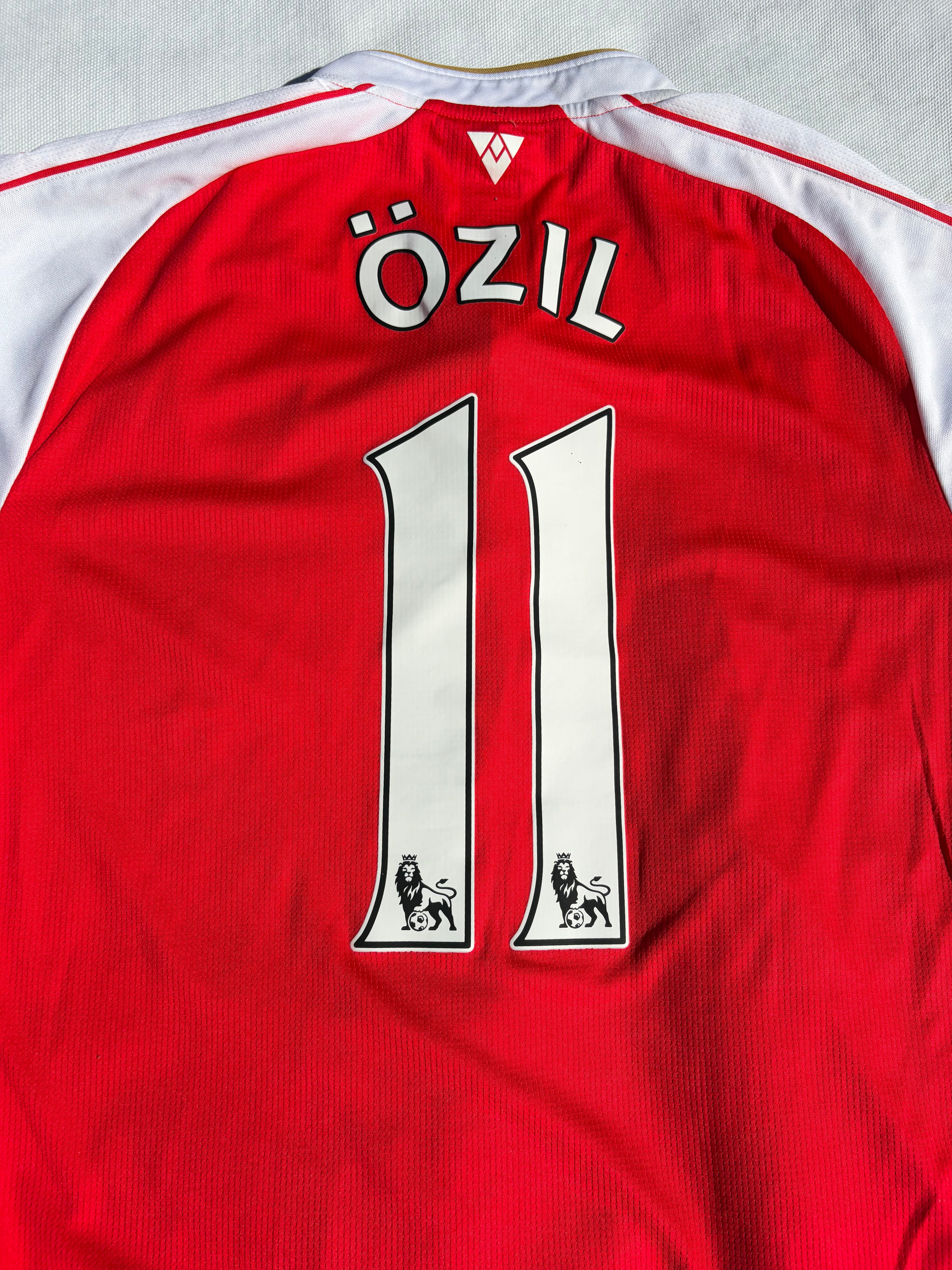 Arsenal 2015/16 — Maillot Domicile | Özil #11