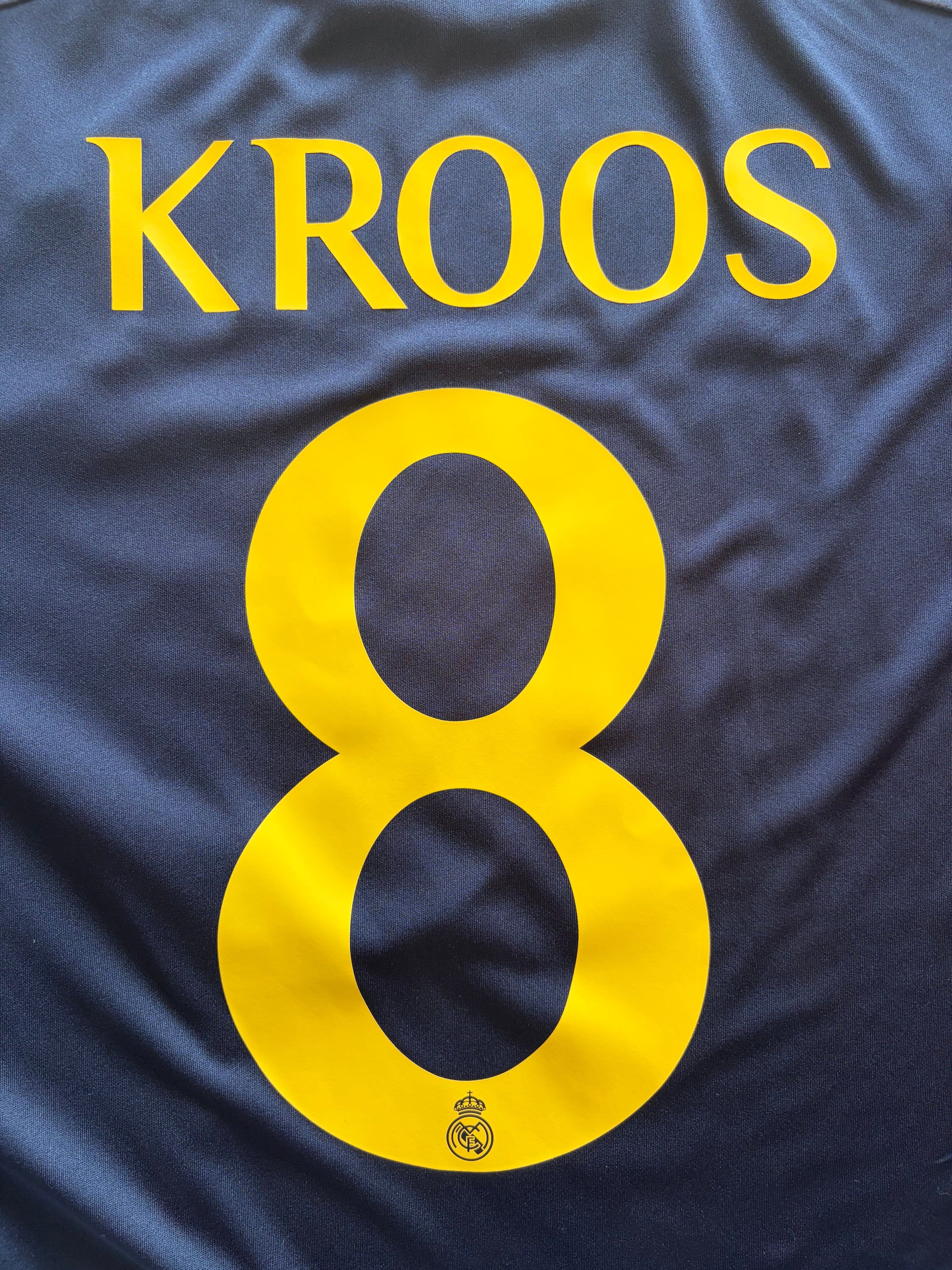 Real Madrid 2023/24 — Maillot Extérieur | Kroos #8