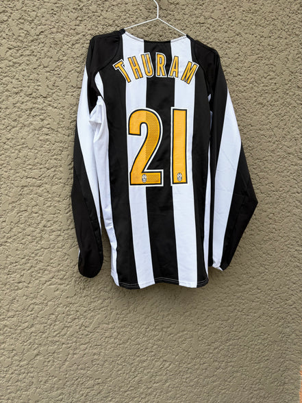 Juventus 2004 — Maillot Domicile | Thuram #21