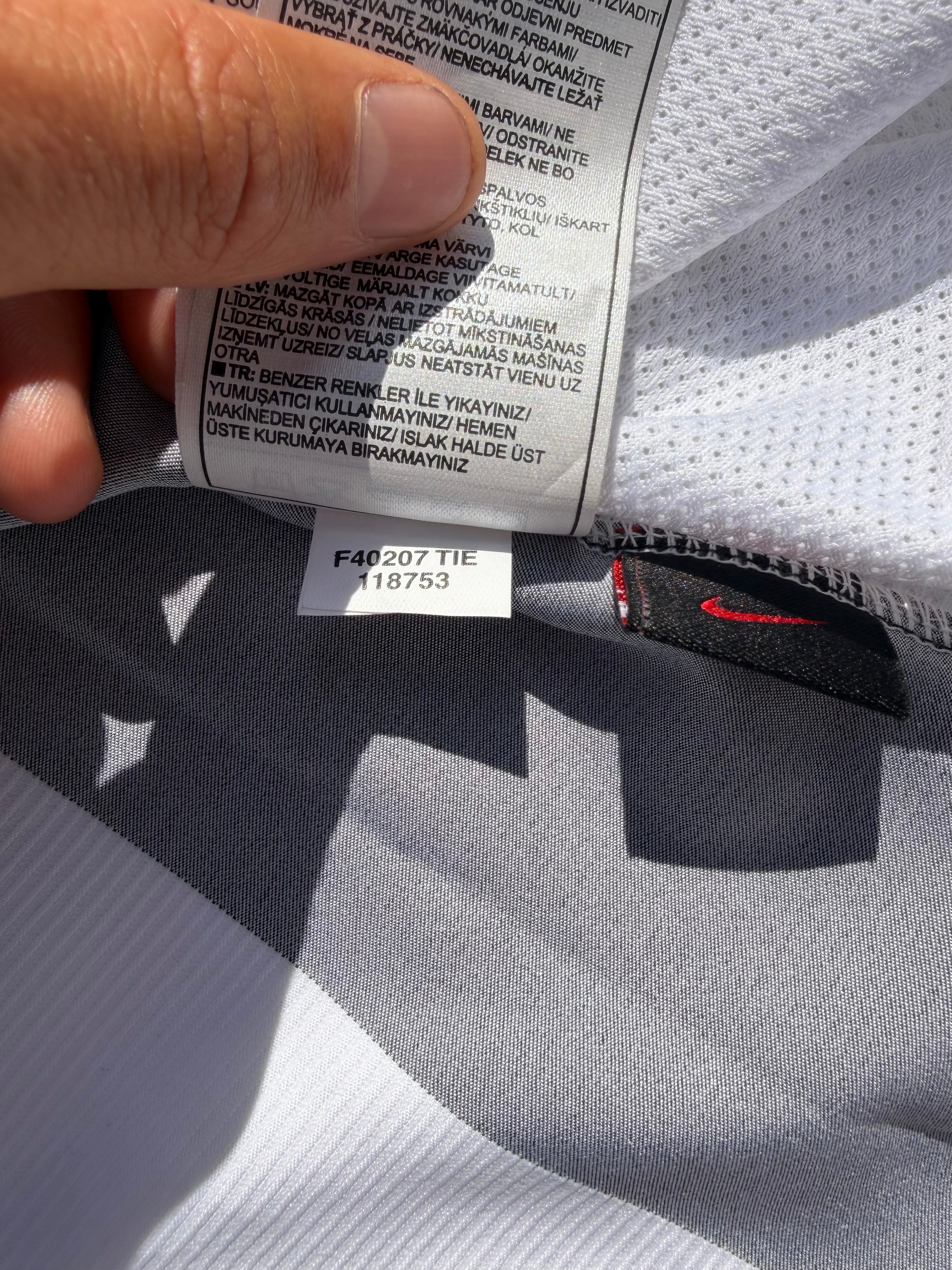 Juventus 2004 — Maillot Domicile | Thuram #21